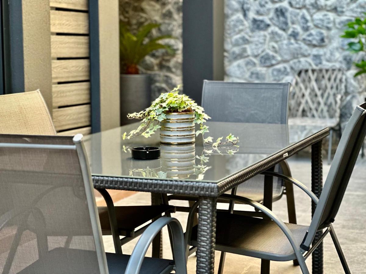 T&T Luxury Apartments - Rooftop Jacuzzi Αθήνα Εξωτερικό φωτογραφία